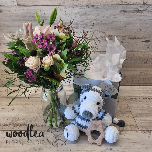 Oh Baby by Woodlea Floral Studio- floral gift box with fresh flowers and baby gifts. Free delivery to most Richmond and Nelson suburbs.