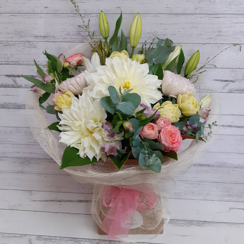 Nelson Florist, Nelson Flower Delivery Woodlea Studio Woodlea Floral Studio